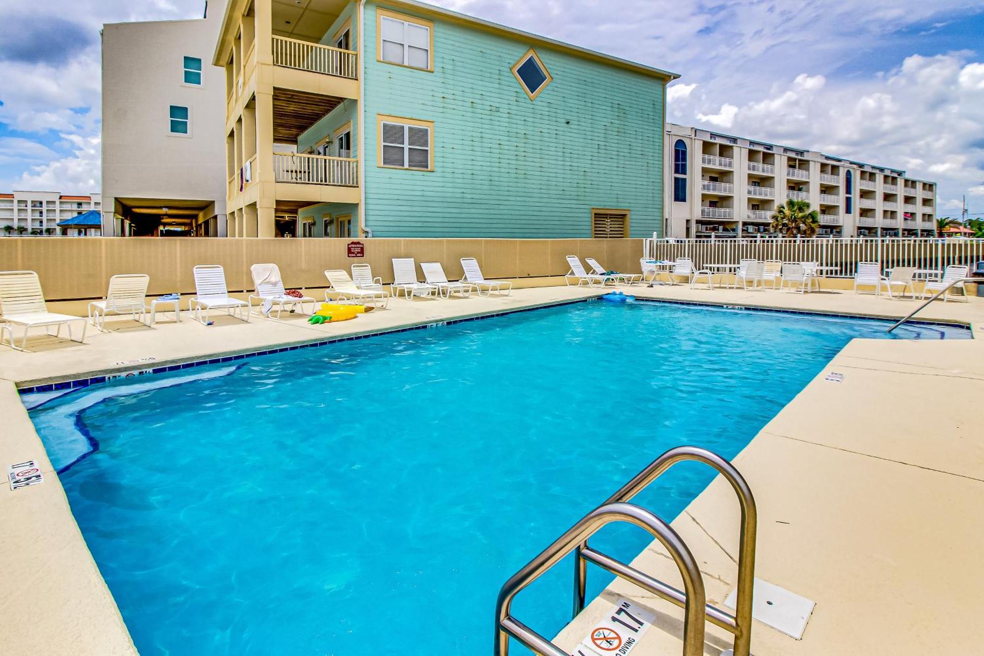 Romar Beach Condos Gulf Shores Room photo