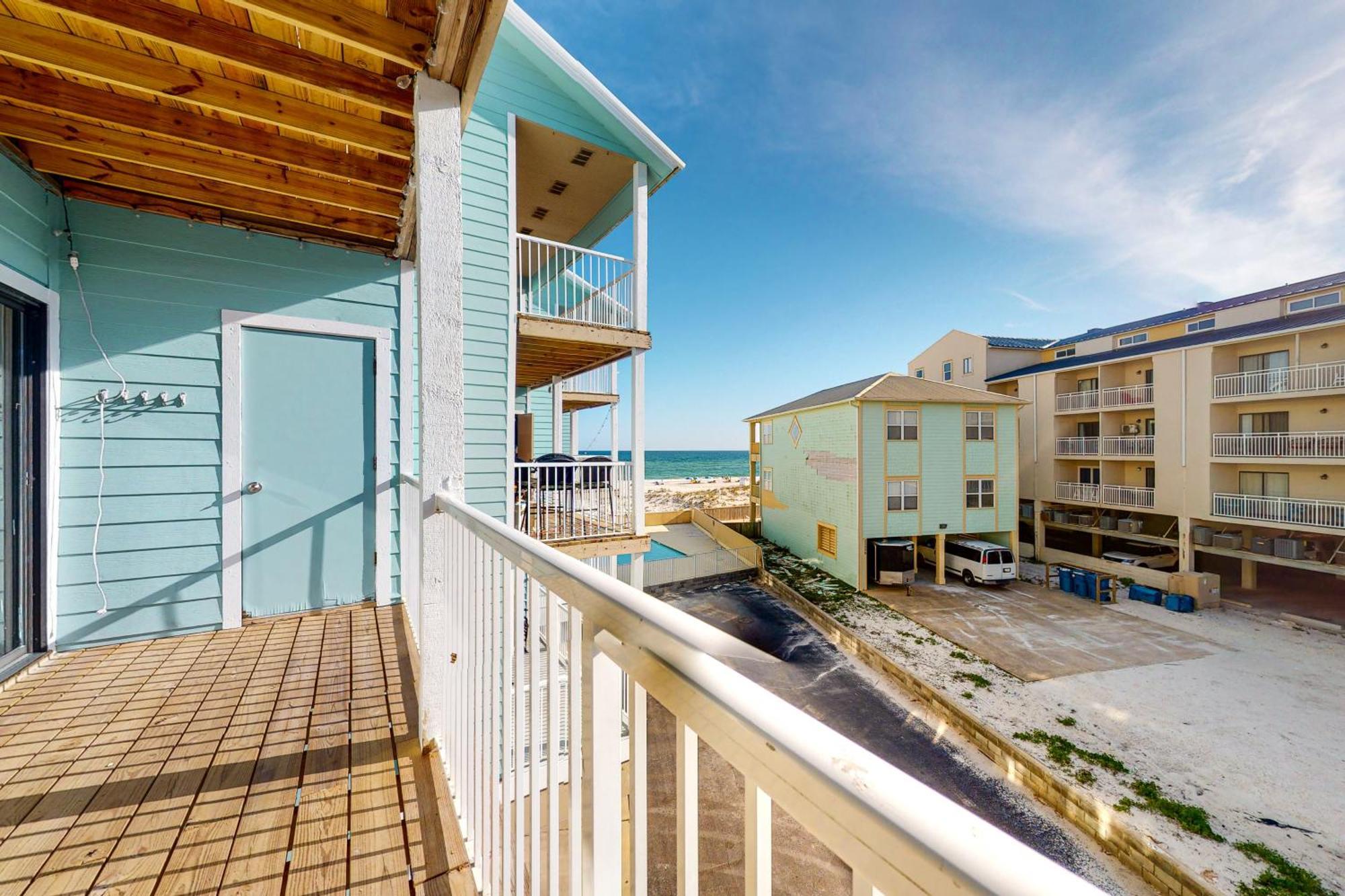 Romar Beach Condos Gulf Shores Room photo